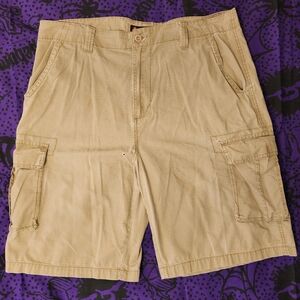 Airwalk Men's Tan Cargo Shorts Size 36